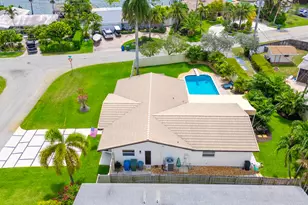 1420 NE 42nd Ct, Oakland Park, FL 33334 - Photo 34