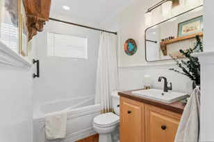 1420 NE 42nd Ct, Oakland Park, FL 33334 - Photo 22