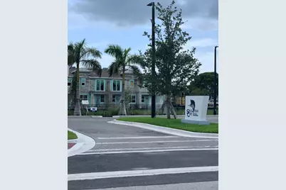 747 SE Central Parkway #42, Stuart, FL 34994 - Photo 2