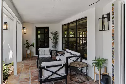 711 SW 27th Way, Boynton Beach, FL 33435 - Photo 2