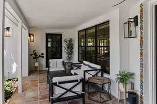 711 SW 27th Way, Boynton Beach, FL 33435 - Photo 2