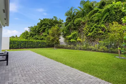 8544 Apple Falls Lane, Boca Raton, FL 33496 - Photo 34