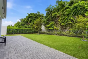 8544 Apple Falls Ln, Boca Raton, FL 33496 - Photo 34