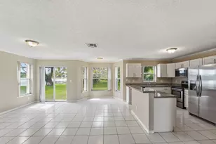 18057 SW 12th Ct, Pembroke Pines, FL 33029 - Photo 12