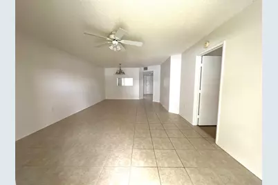 1400 SW 137 Avenue #107f, Pembroke Pines, FL 33027 - Photo 4