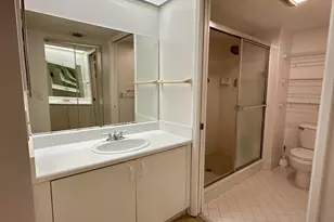 1400 SW 137th Ave, Pembroke Pines, FL 33027 - Photo 12