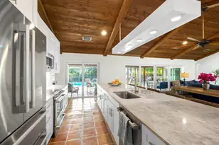 52 Birch Pl, Tequesta, FL 33469 - Photo 6