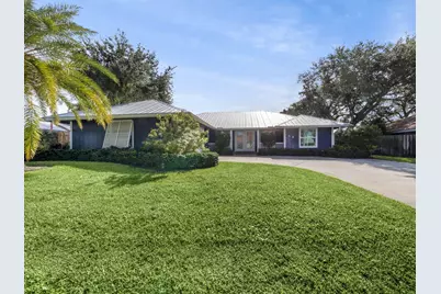 52 Birch Place, Tequesta, FL 33469 - Photo 2