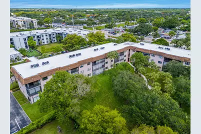 6095 N Sabal Palm Boulevard #207, Tamarac, FL 33319 - Photo 34