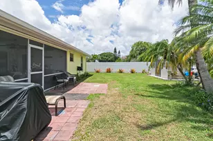 591 SE Chapman Ave, Port Saint Lucie, FL 34984 - Photo 26