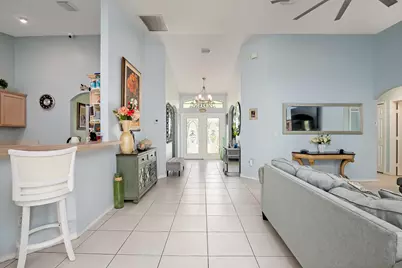 591 SE Chapman Avenue, Port Saint Lucie, FL 34984 - Photo 6