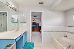 591 SE Chapman Ave, Port Saint Lucie, FL 34984 - Photo 22