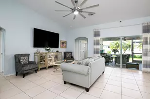 591 SE Chapman Ave, Port Saint Lucie, FL 34984 - Photo 4