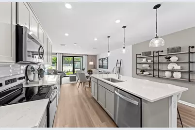 27899 Radiant, Bonita Springs, FL 34135 - Photo 18