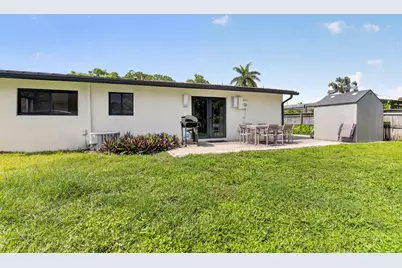 115 NW 7th Street, Boca Raton, FL 33432 - Photo 12