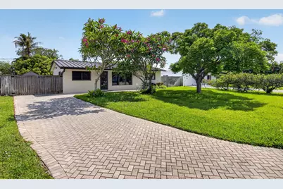 115 NW 7th Street, Boca Raton, FL 33432 - Photo 2