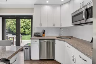 115 NW 7th St, Boca Raton, FL 33432 - Photo 24