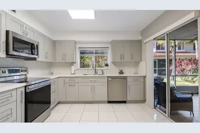 9265 NW 9th Court, Plantation, FL 33324 - Photo 2