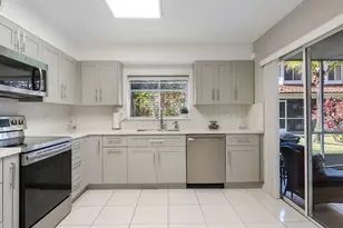 9265 NW 9th Ct, Plantation, FL 33324 - Photo 2