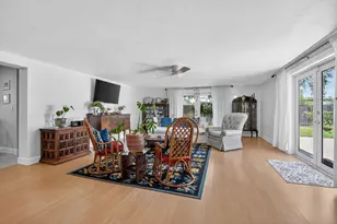 807 SW 3rd St, Boca Raton, FL 33486 - Photo 12