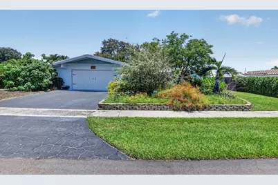 807 SW 3rd Street, Boca Raton, FL 33486 - Photo 1
