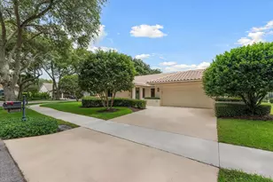 2699 NW 38th St, Boca Raton, FL 33434 - Photo 2