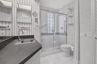 10124 NW 4th Street, Plantation, FL 33324 - Photo 32