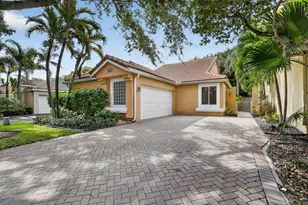 10124 NW 4th St, Plantation, FL 33324 - Photo 2