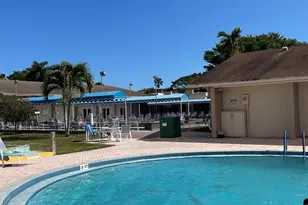 705 Lori Dr, Palm Springs, FL 33461 - Photo 24