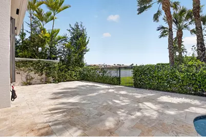 17921 Villa Club Way, Boca Raton, FL 33496 - Photo 8