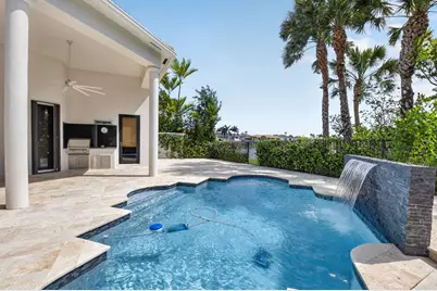 17921 Villa Club Way, Boca Raton, FL 33496 - Photo 2