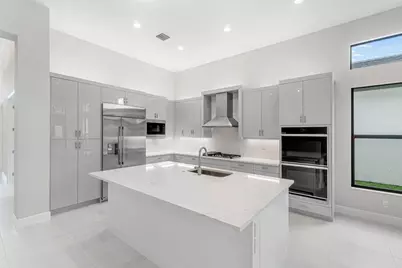 11650 Clever Cardinal Court, Boynton Beach, FL 33473 - Photo 10