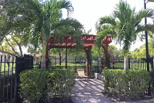641 Cypress Lake Blvd, Deerfield Beach, FL 33064 - Photo 16