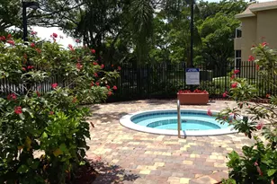 641 Cypress Lake Blvd, Deerfield Beach, FL 33064 - Photo 20