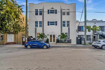 1142 SW 4th Street #4, Miami, FL 33130 - Photo 2