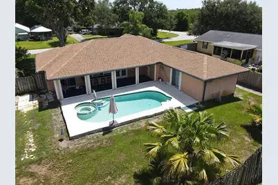 790 SE Ablett Lane, Port Saint Lucie, FL 34984 - Photo 2