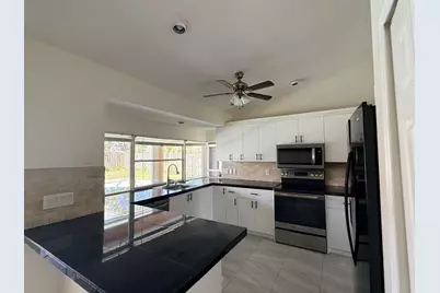 790 SE Ablett Lane, Port Saint Lucie, FL 34984 - Photo 8
