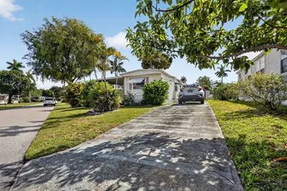 12375 S Military Trail #90, Boynton Beach, FL 33436 - Photo 2