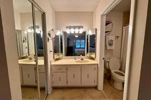 1252 Club Dr W, Delray Beach, FL 33445 - Photo 14