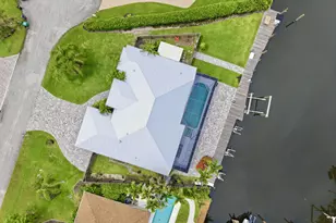 117 Queen Elizabeth Ct, Hutchinson Island, FL 34949 - Photo 16