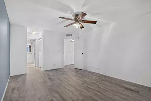 3524 Via Poinciana, Lake Worth, FL 33467 - Photo 14