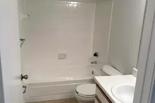 2647 NW 33rd St, Oakland Park, FL 33309 - Photo 12