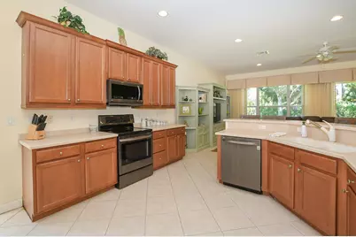 8825 Champions Way, Port Saint Lucie, FL 34986 - Photo 18