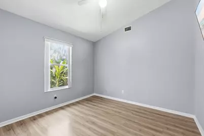 102 NW Peach Street, Port Saint Lucie, FL 34983 - Photo 24