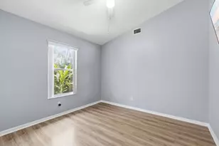 102 NW Peach St, Port Saint Lucie, FL 34983 - Photo 24