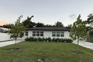 118 SW 7th St, Delray Beach, FL 33444 - Photo 1