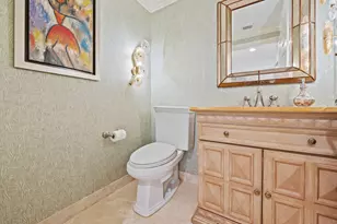 6051 N Ocean Dr, Hollywood, FL 33019 - Photo 18