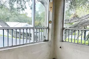 2850 N Oakland Forest Dr, Oakland Park, FL 33309 - Photo 16