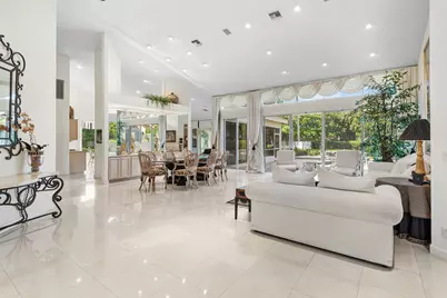 17571 Bocaire Way, Boca Raton, FL 33487 - Photo 6