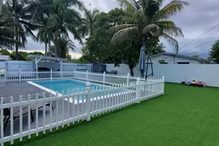 3800 NE 4th Ave, Deerfield Beach, FL 33064 - Photo 12
